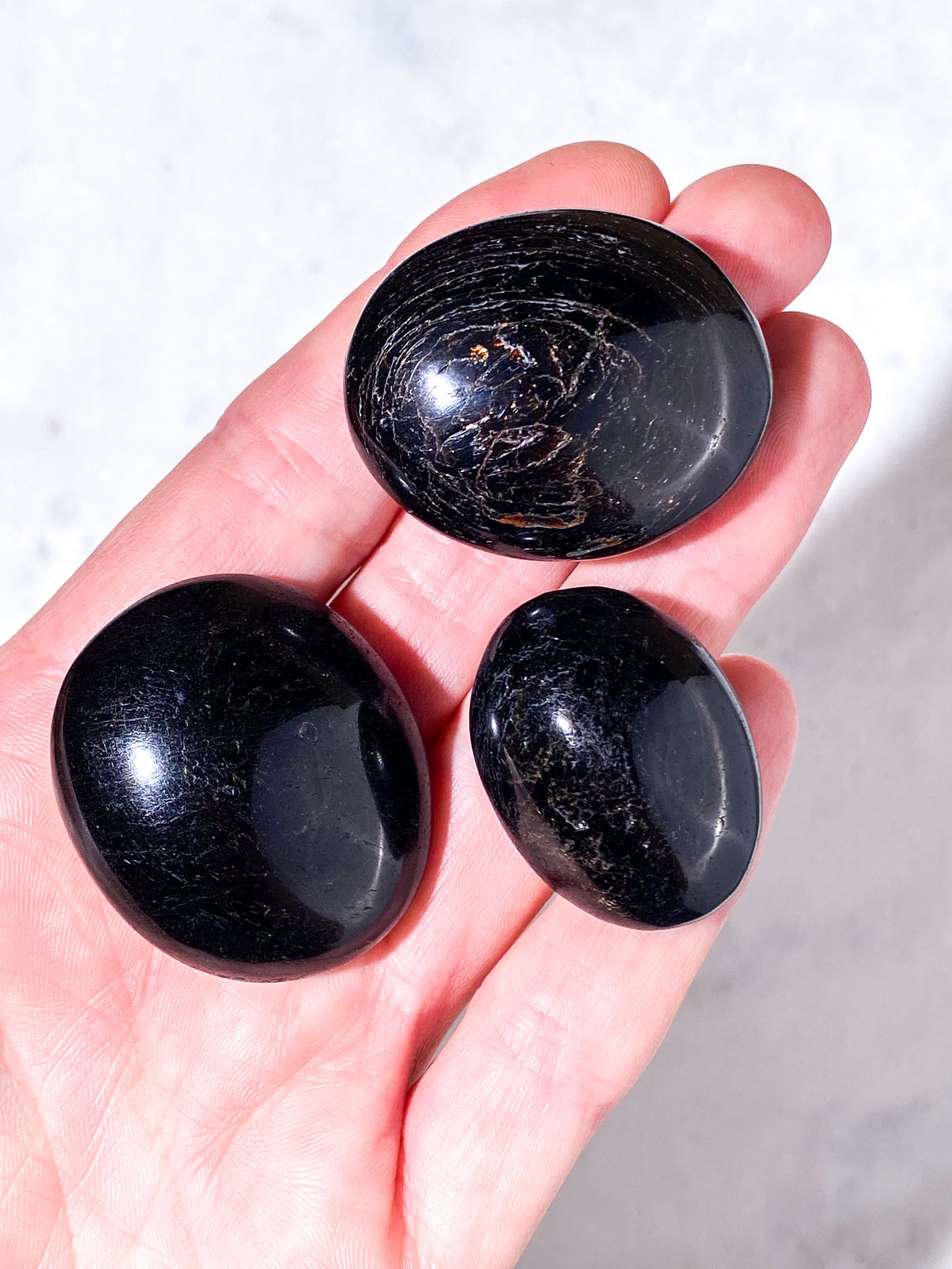 Liten Turmalin Palmstone