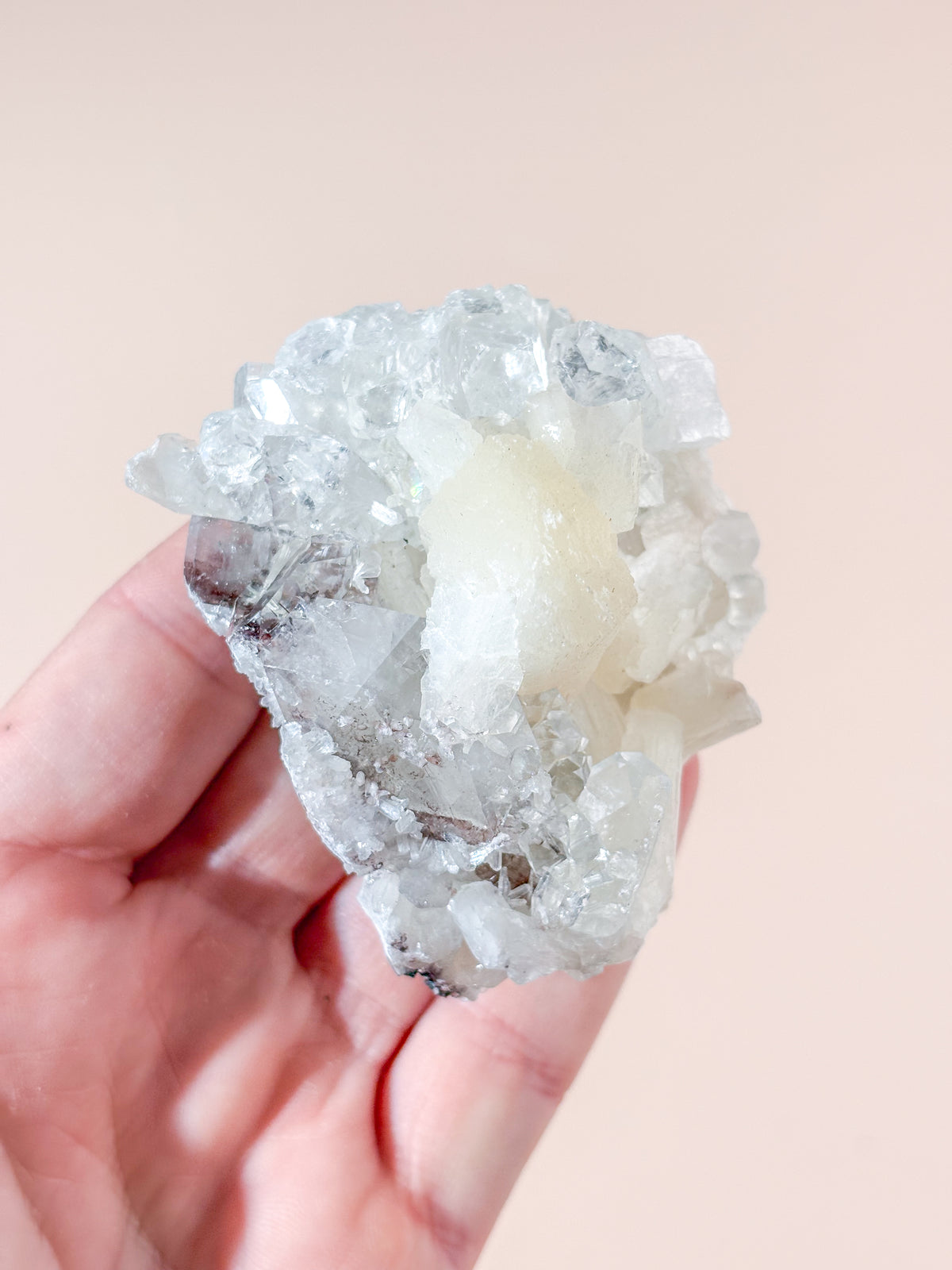Apofyllit-kluster (nr 101)