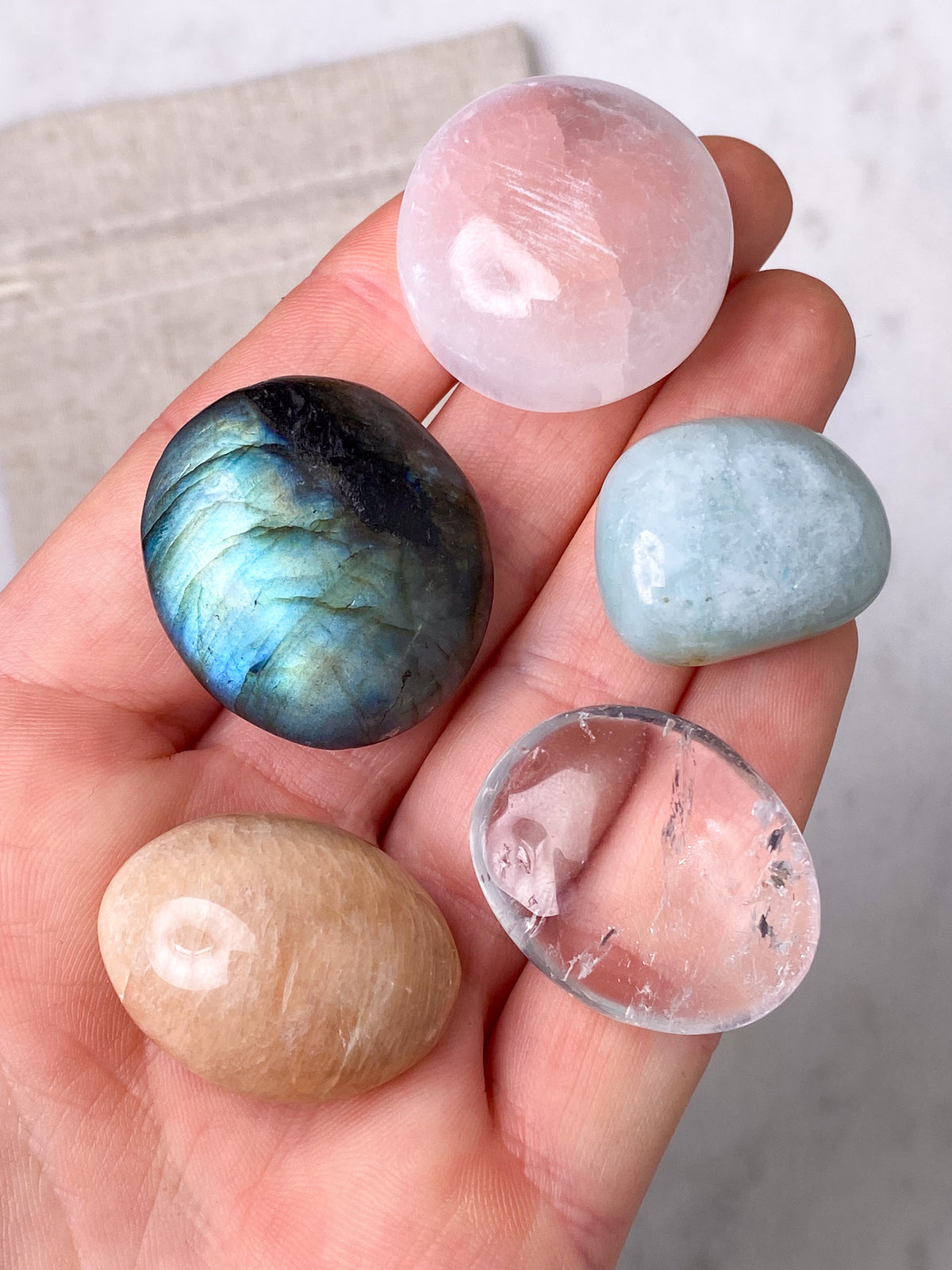 Moon Kit.
