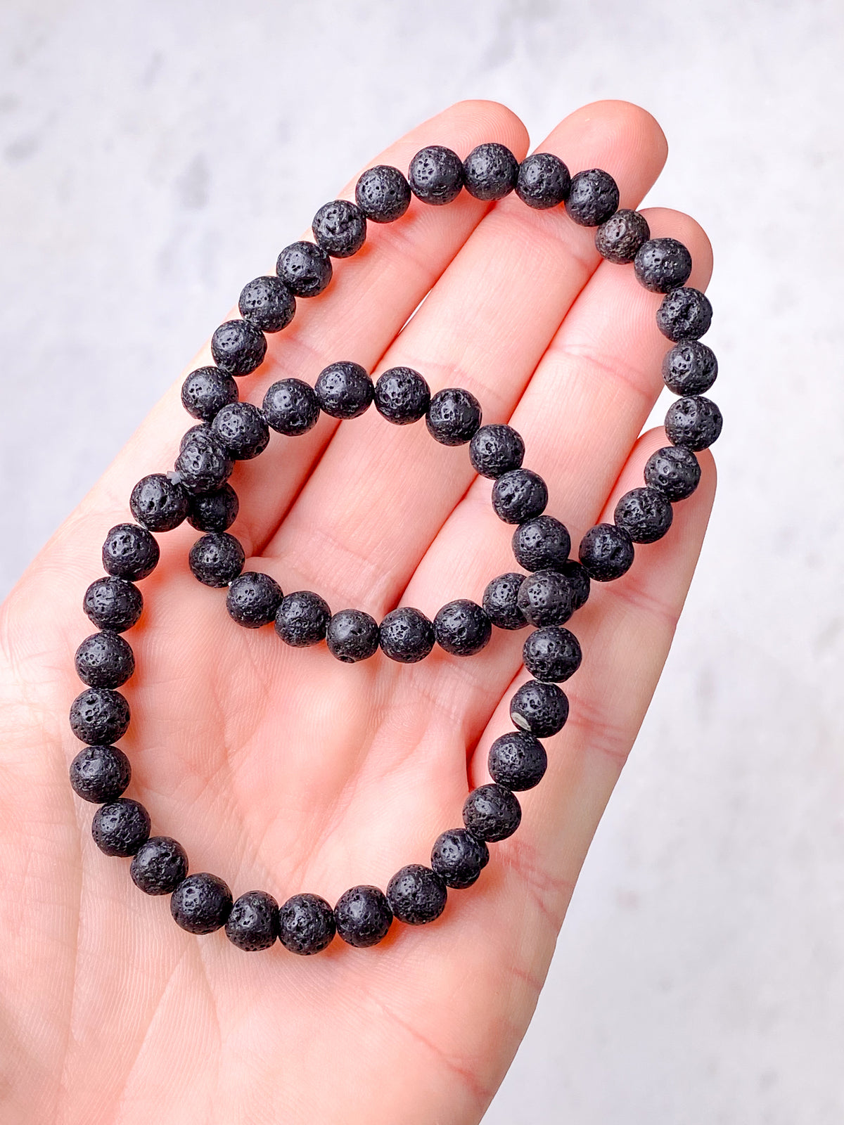 Armband med lavasten