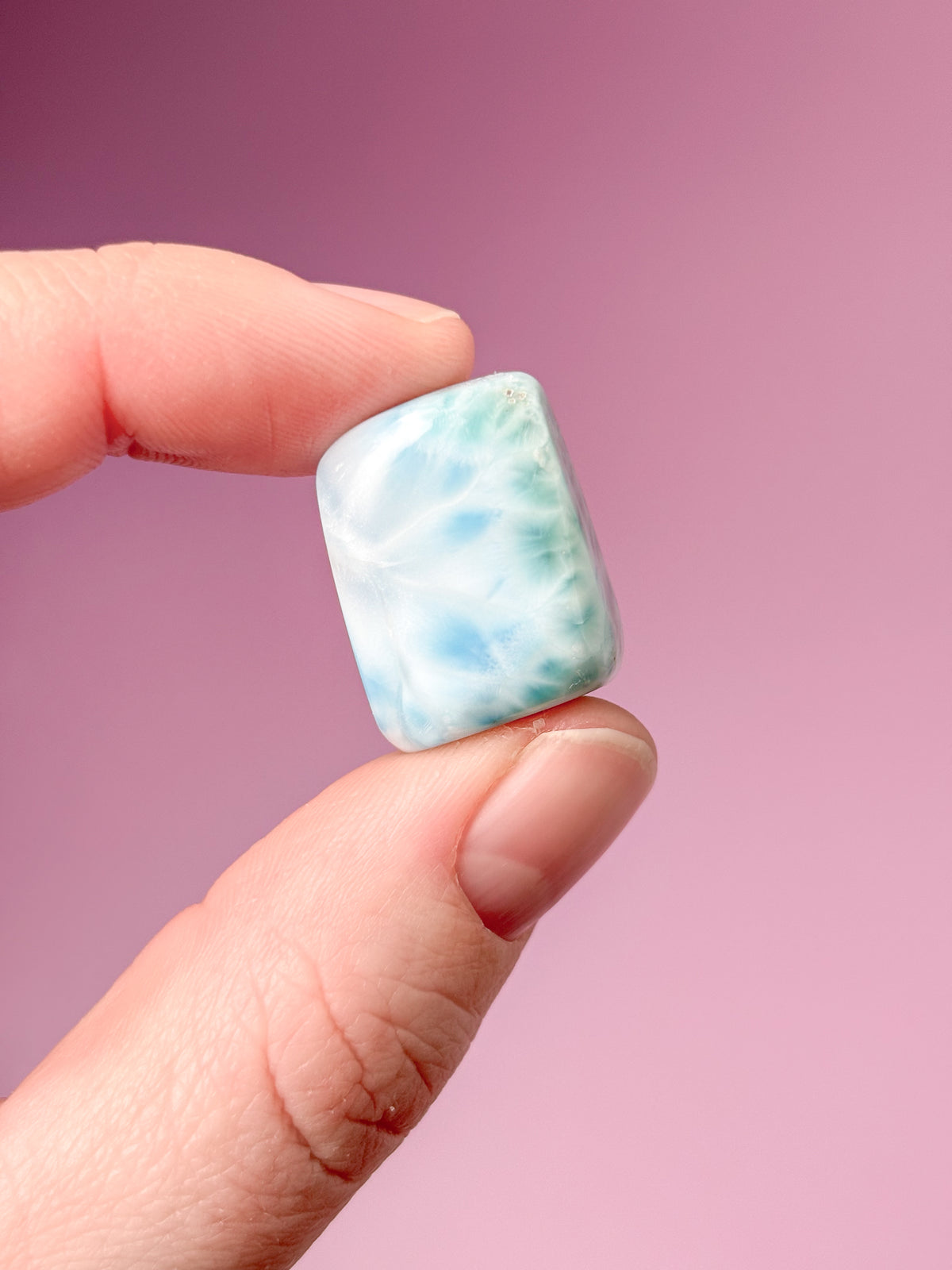 Larimar Pocket Stone Polished (nr 40) Exklusiv kvalitet