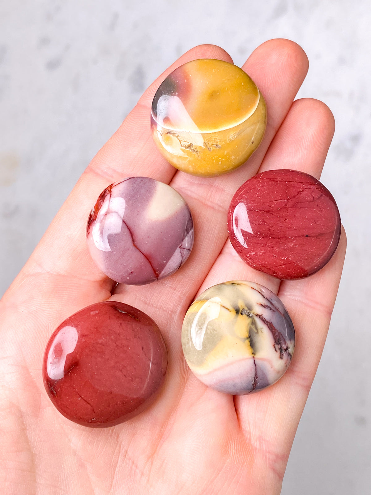 Mookaite Mini Disc (Platpolerad Pocket Stone)