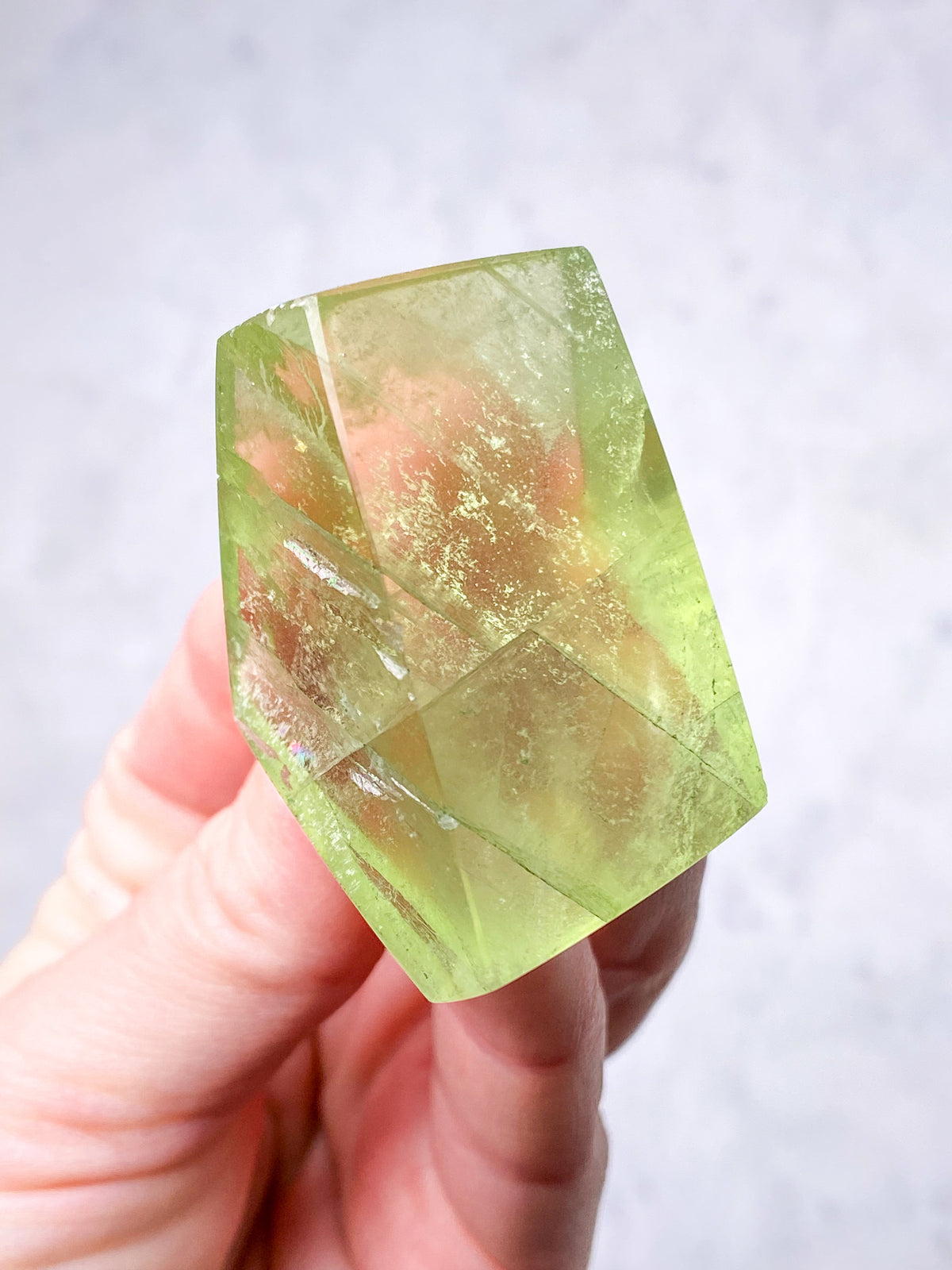 Grönt äpple Fluorit Freeform (nr 8) (Exklusivt)