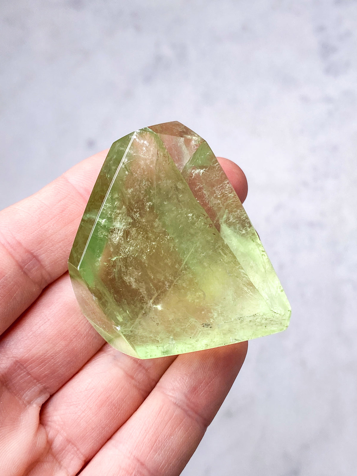 Grönt äpple Fluorit Freeform (nr 23) (Exklusivt)