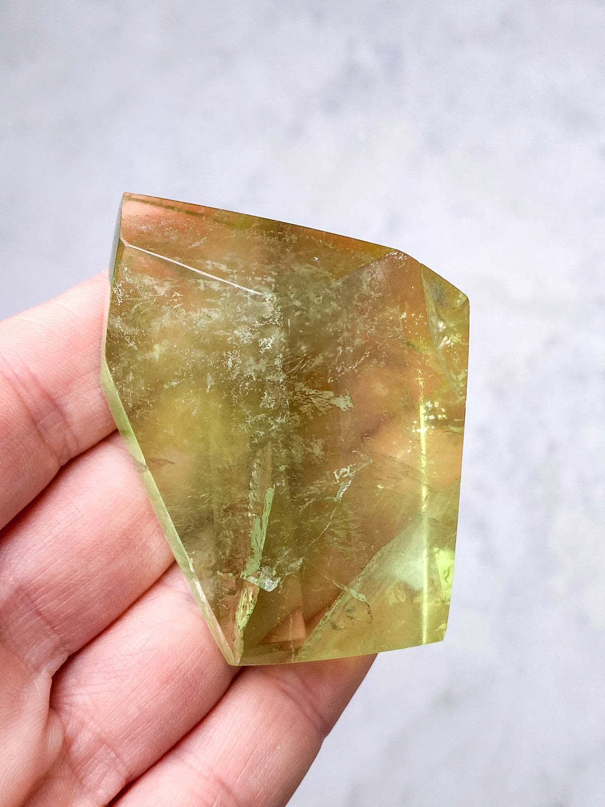 Grönt äpple Fluorit Freeform (nr 24) (Exklusivt)