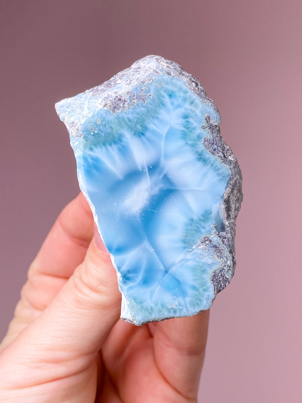 Larimar Halvpolerad (nr 15)