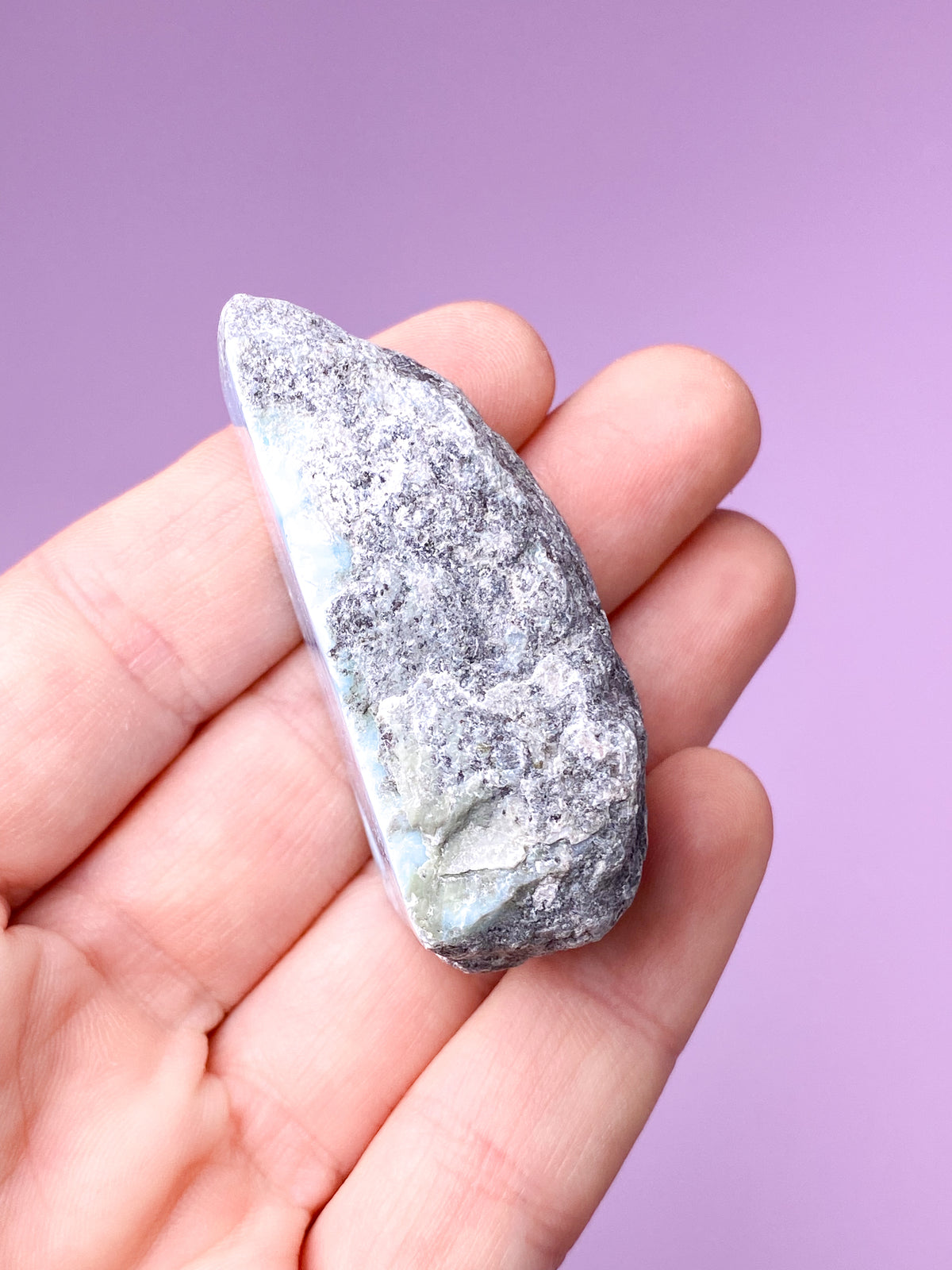 Larimar Halvpolerad (nr 29)