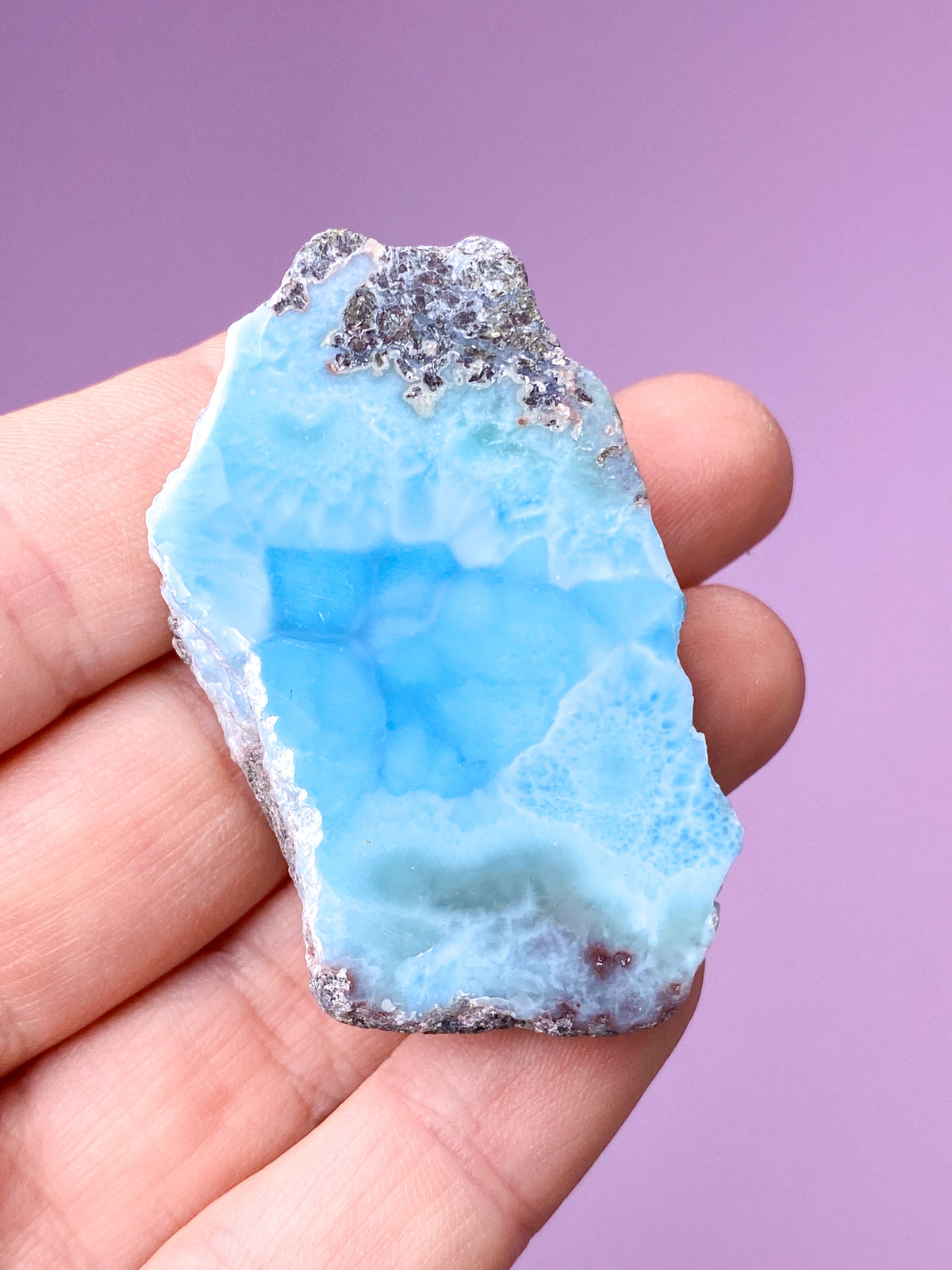 Larimar Halvpolerad (nr 33)