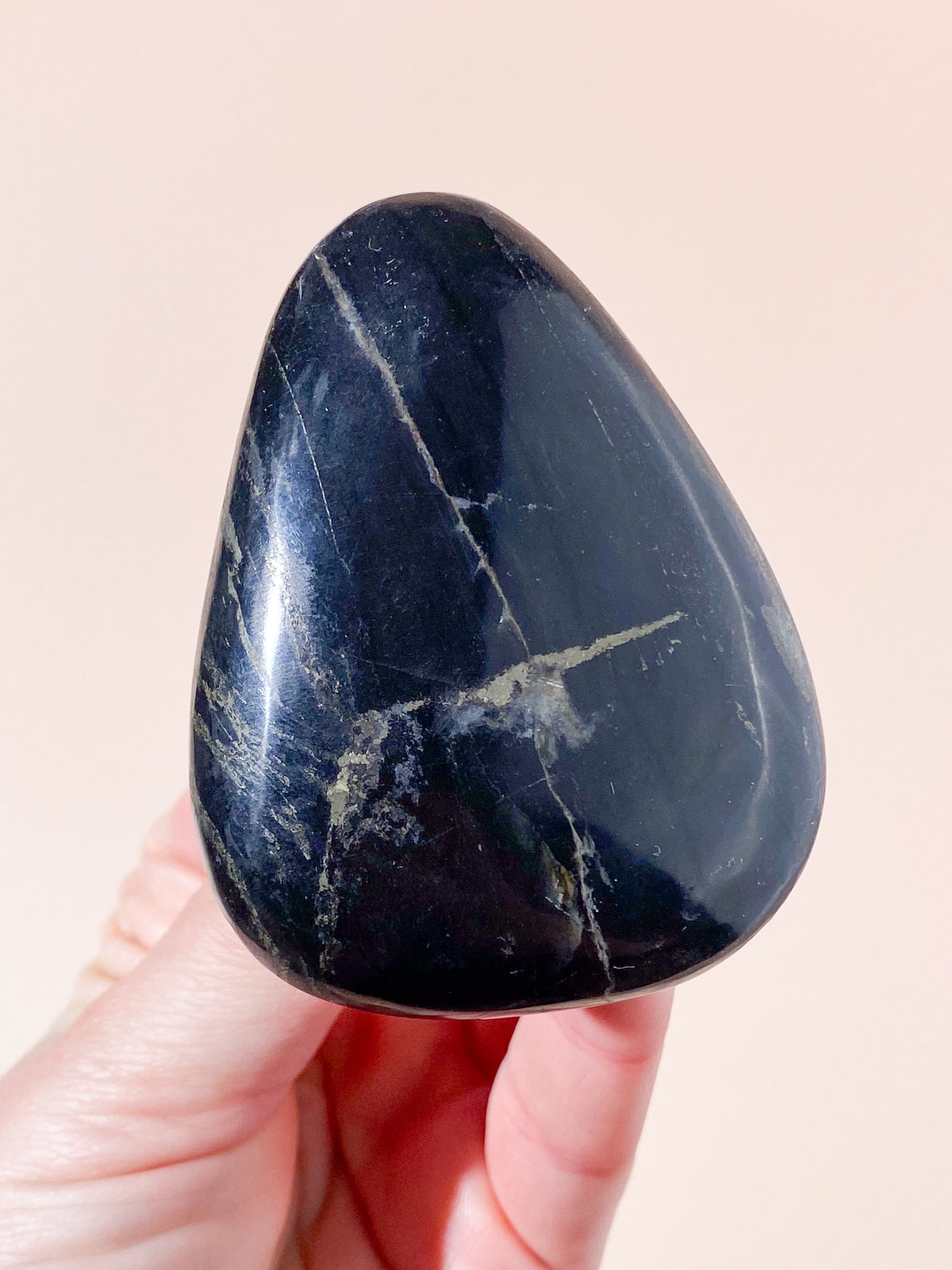 Faraosten – Basalt med pyrit (Nr. 4)