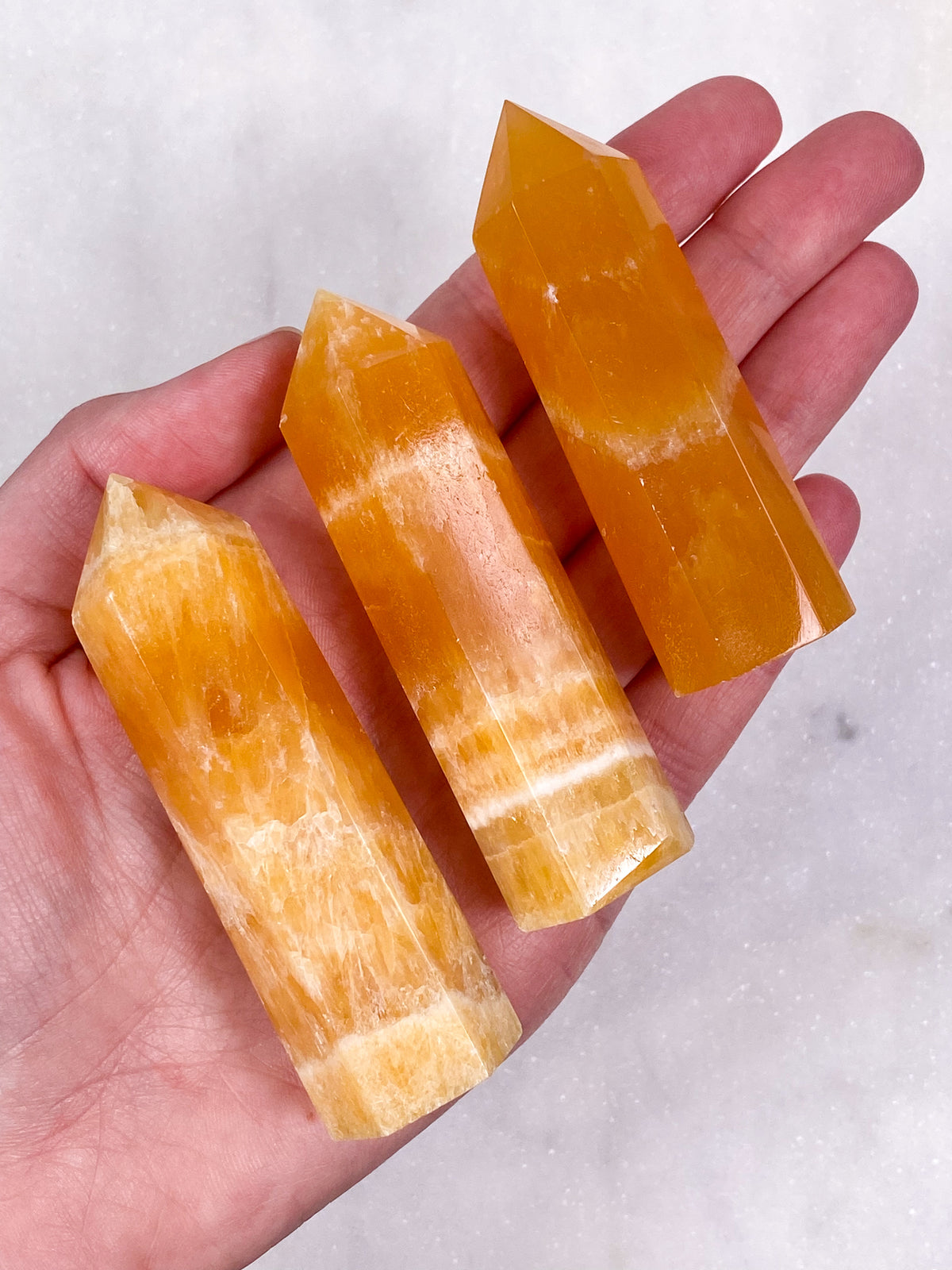 Orange kalcittorn