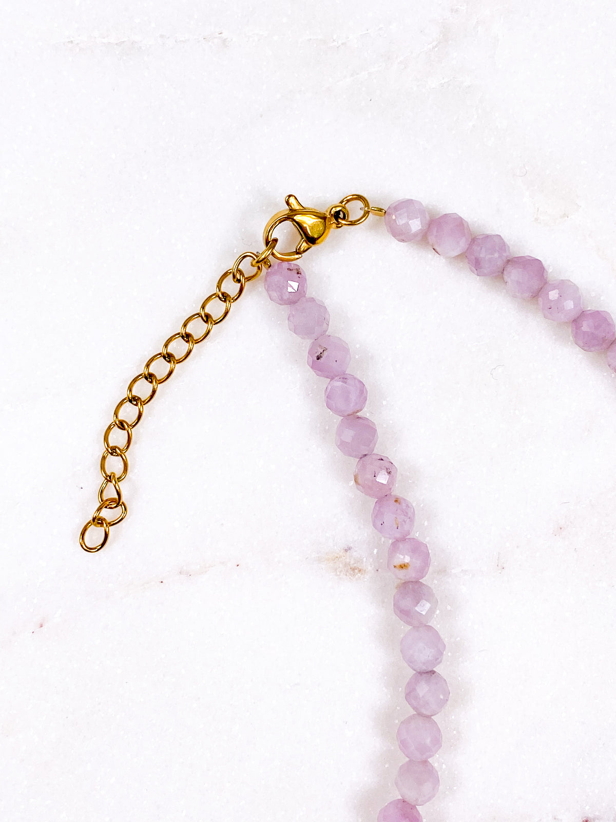 Kunzit fasetterat halsband