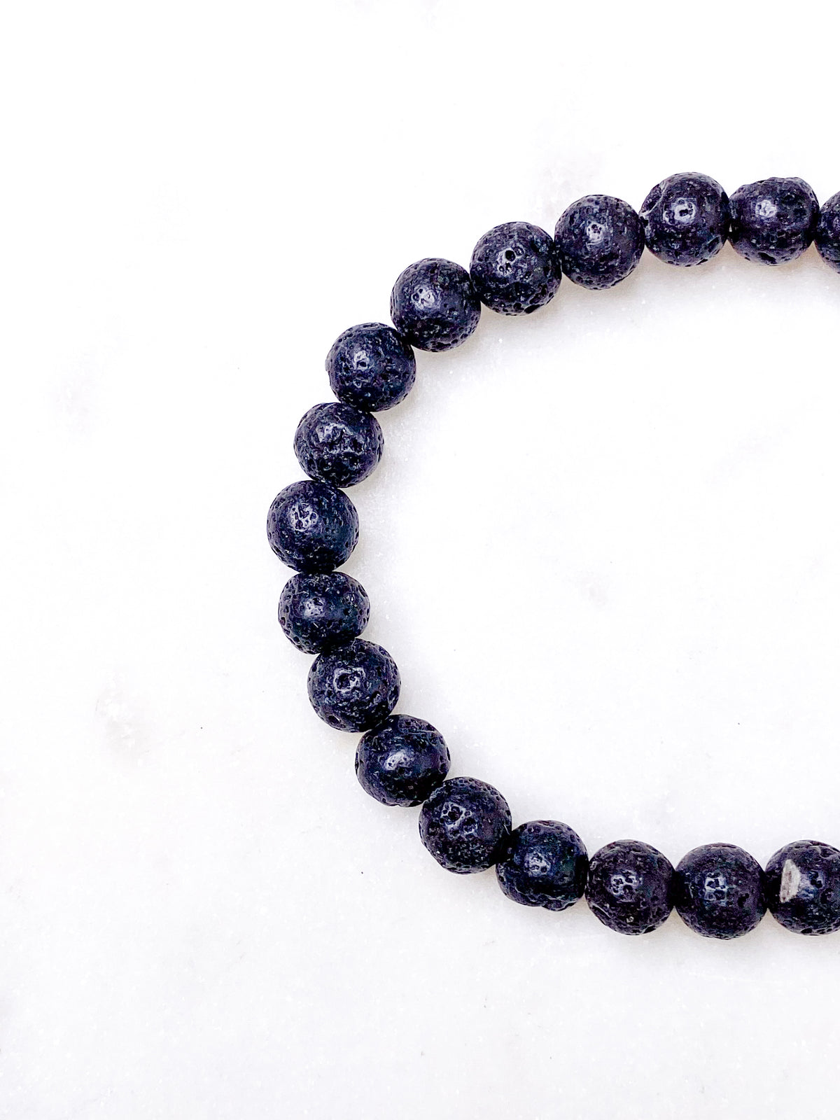 Armband med lavasten