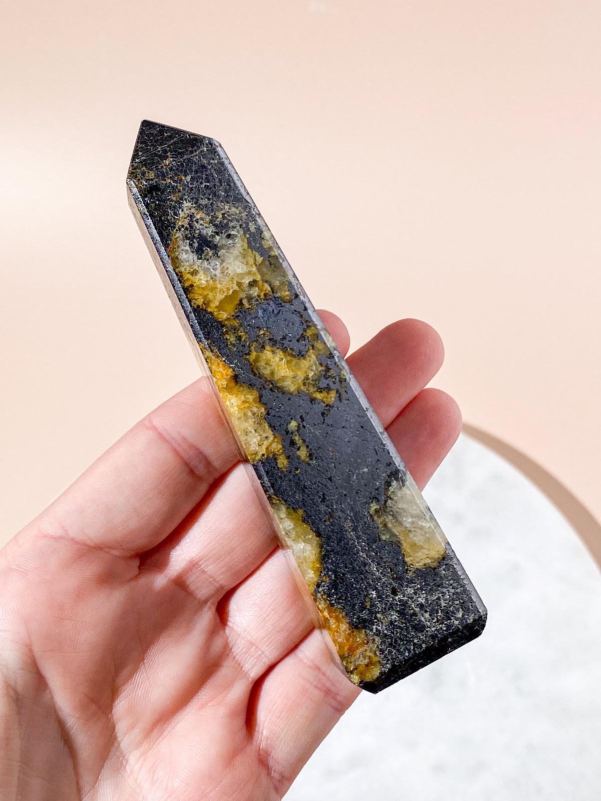 Gyllene helbrägdagörare med pyrittorn (nr 4)