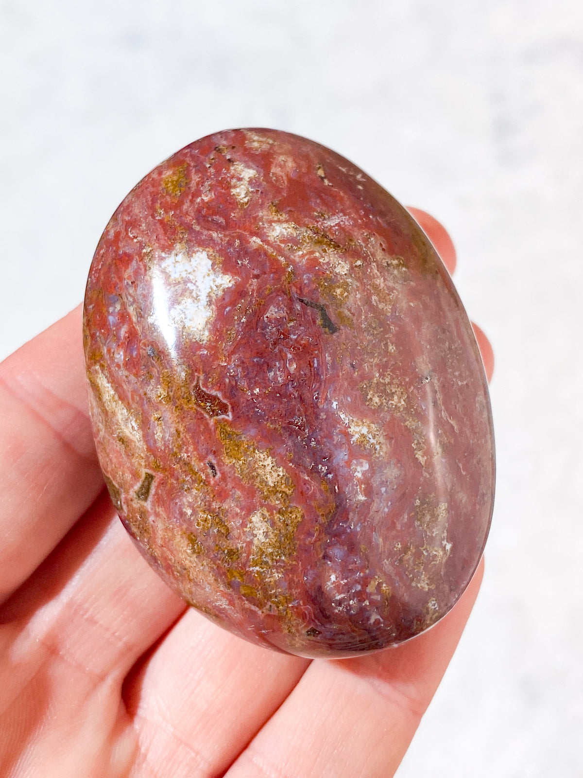 Röd ocean jaspis palmstone (nr 4)