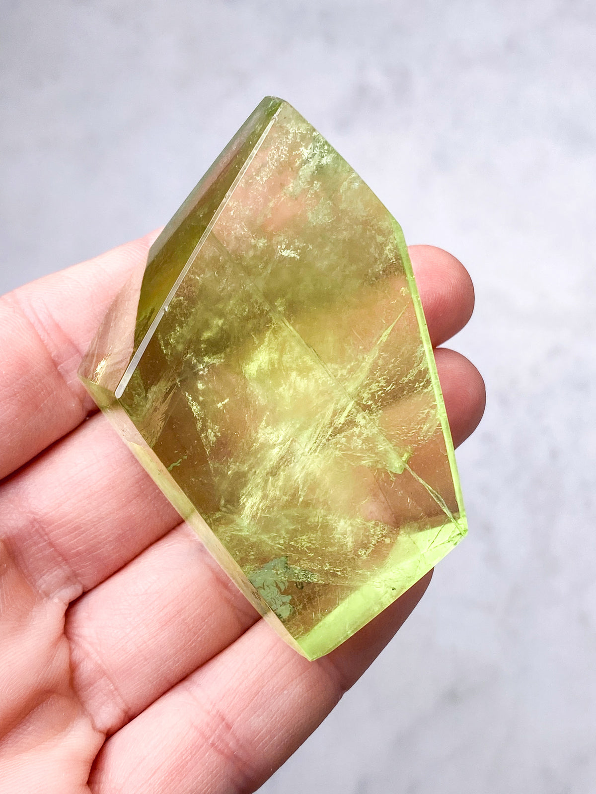 Grönt äpple Fluorit Freeform (nr 24) (Exklusivt)