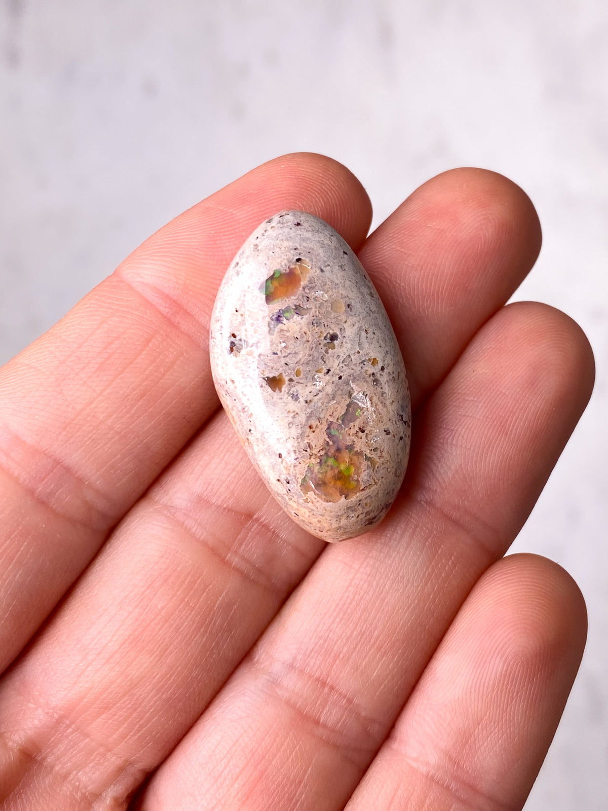 Mexikansk opal (nr 6)