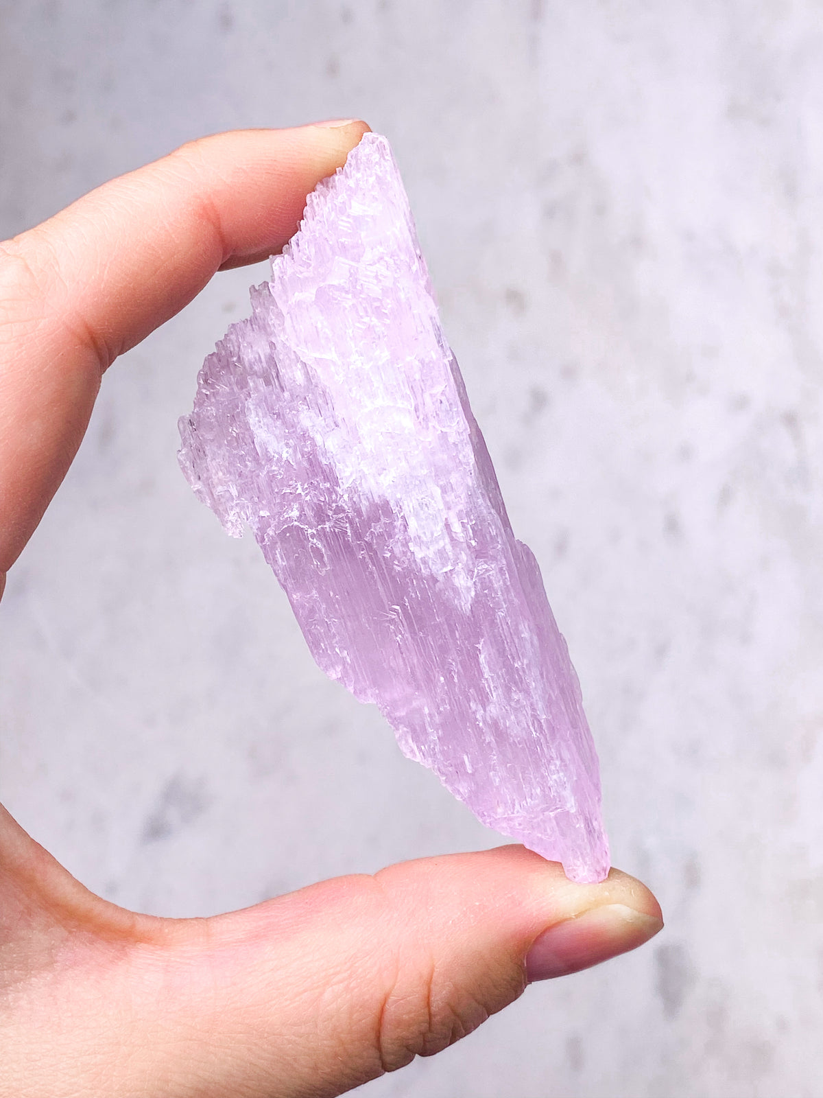 Kunzite Raw (nr 8) Exklusiv kvalitet