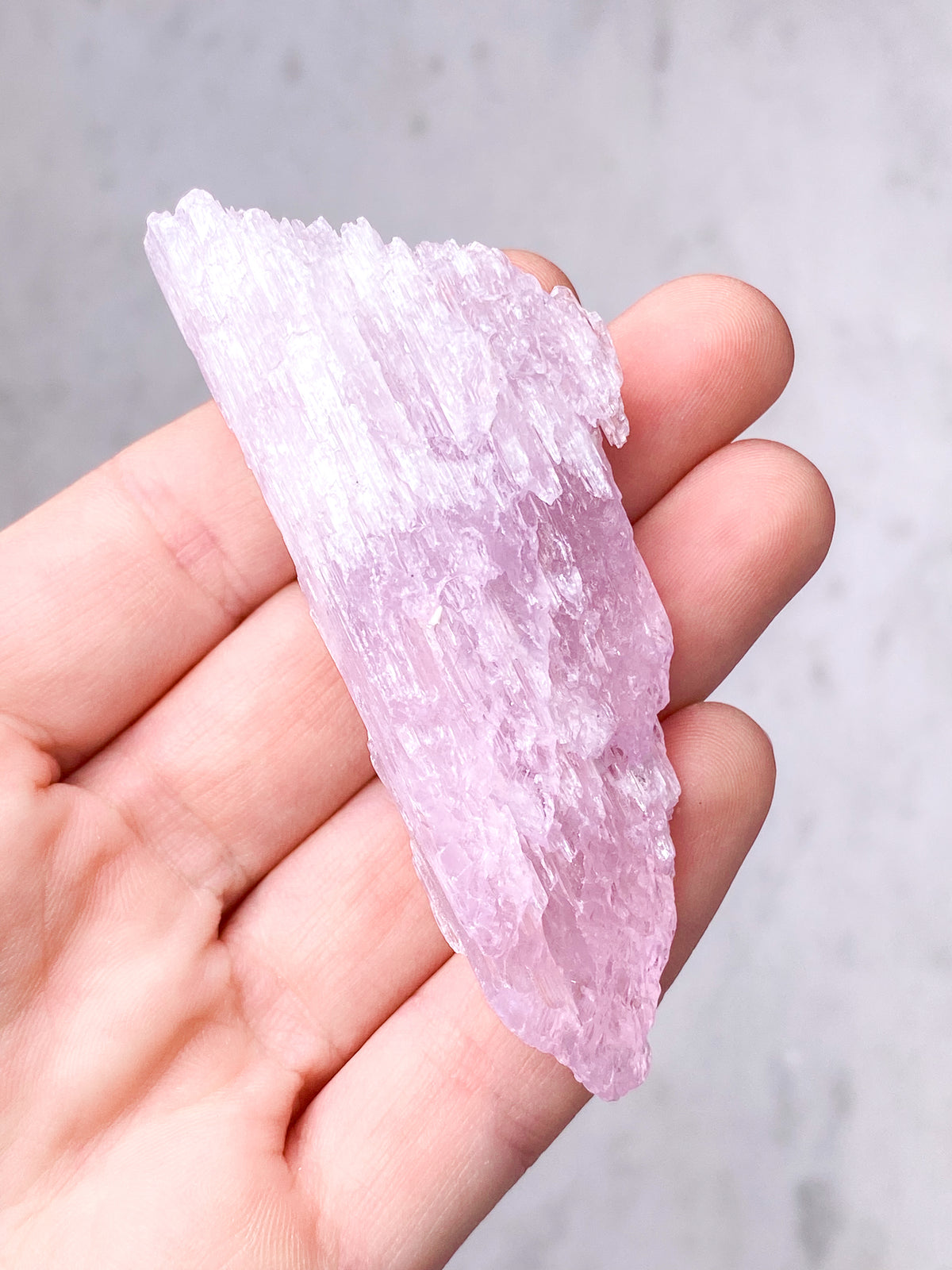 Kunzite Raw (nr 8) Exklusiv kvalitet