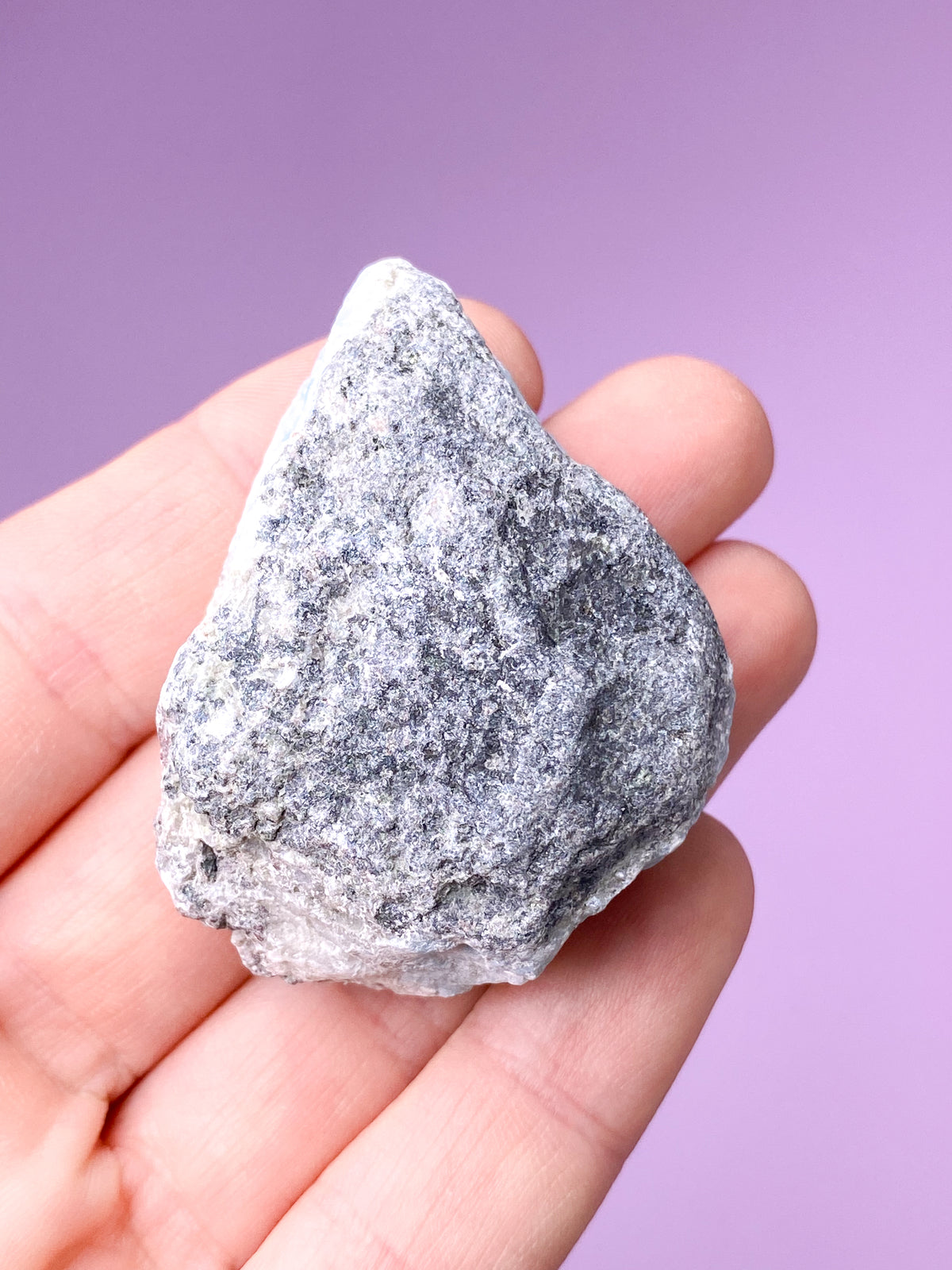 Larimar Halvpolerad (nr 24)