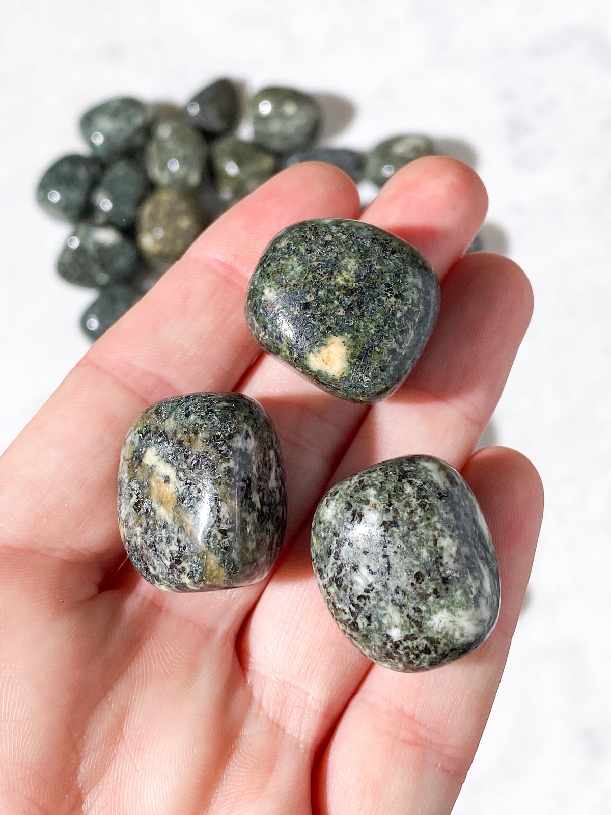 Stonehenge bluestone polerad